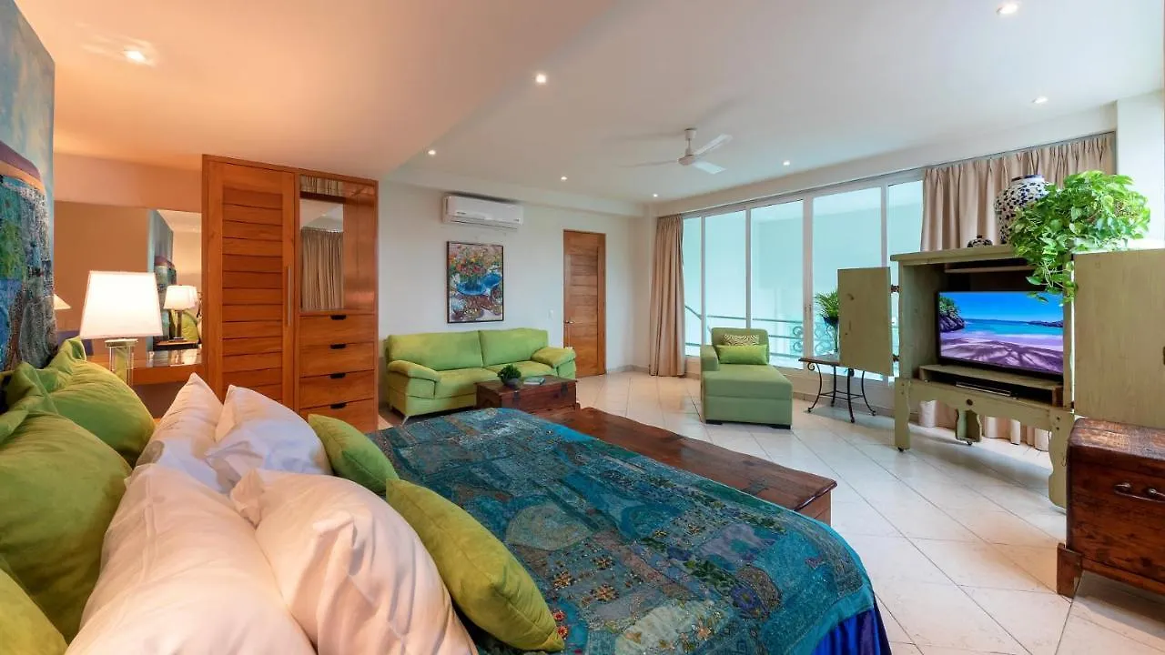 Luxury Villa Rental, Casa Yvonneka Puerto Vallarta