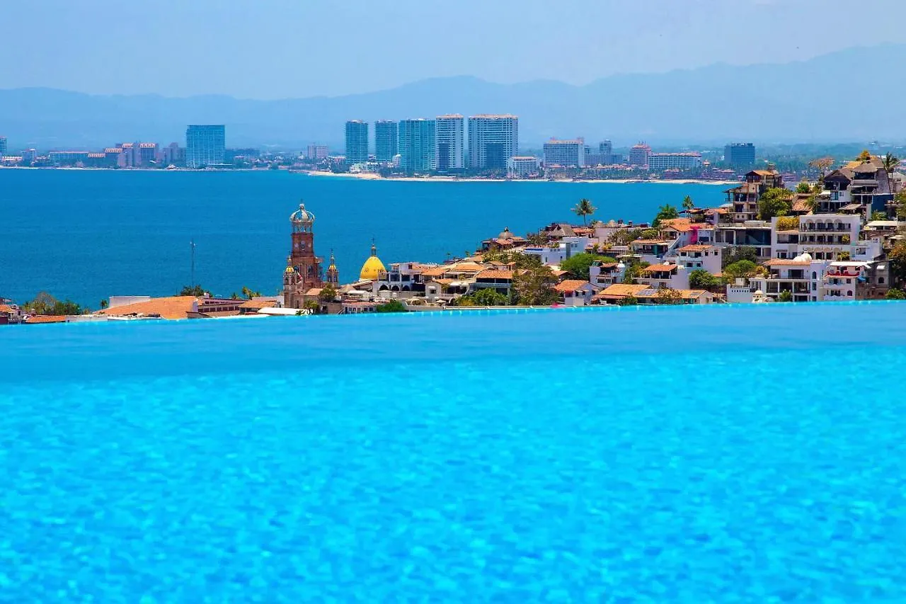 Luxury Villa Rental, Casa Yvonneka contacts